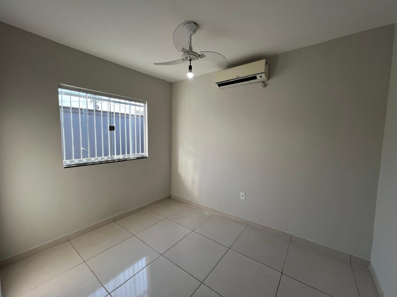 CASA NO BAIRRO VISTA DA SERRA